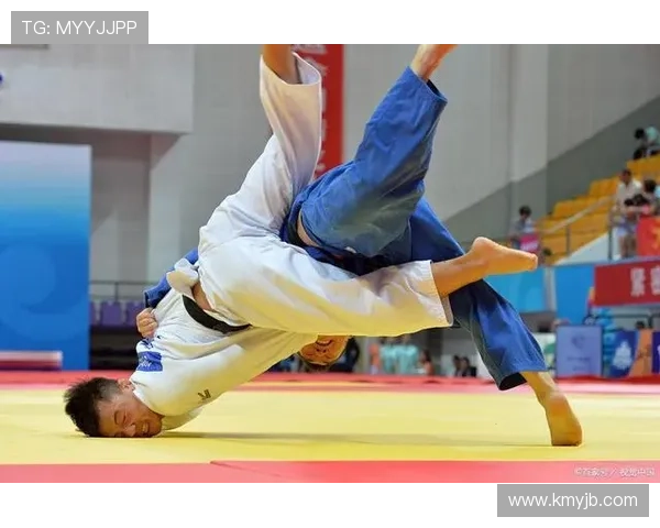 柔道战术配合的关键策略与实战应用探讨